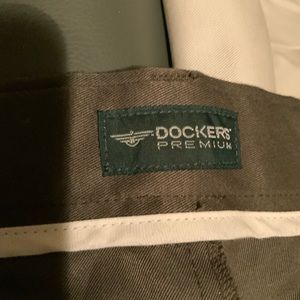 Men’s Docker Premium pants